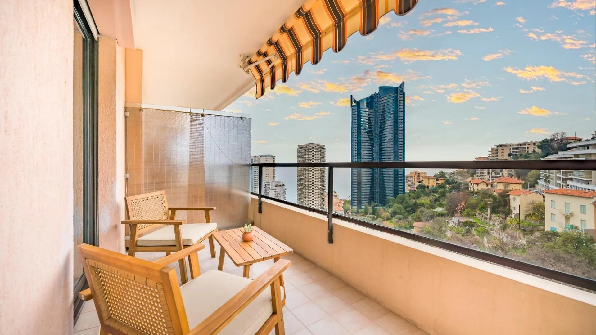 5mn Monaco - Vue mer - Parking - Piscine - BB Apartment Beausoleil