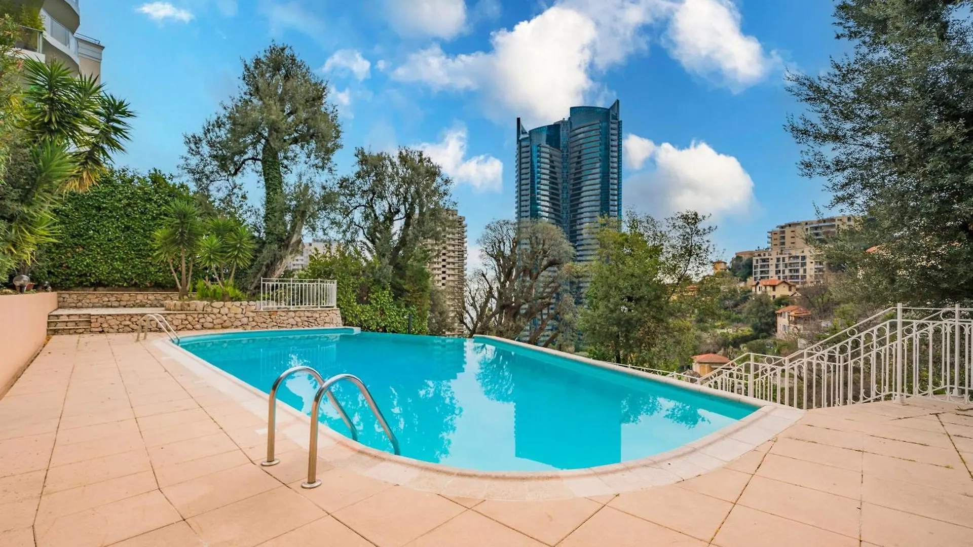 5mn Monaco - Vue mer - Parking - Piscine - BB Apartment Beausoleil France
